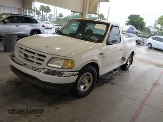 2002 Ford F-150 XL с VIN 1FTRF07232KA47835, выставлен на аукционе IAAI как лот 42718285 с пробегом 226 403 миль миль и . История ставок и продаж доступна на DreamBid. Изображение 17.
