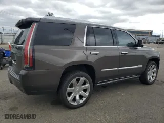 2020 Cadillac Escalade Premium Luxury with VIN 1GYS4CKJ7LR156518, listed as a Copart auction lot 53136925 with 87,706 mi miles and Salvage Title. Bid and sale history available at carsss.com. Image 3.