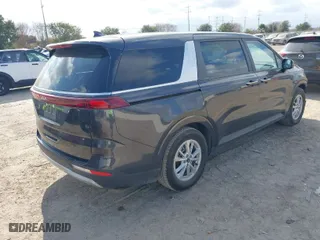 2024 Kia Carnival LX with VIN KNDNB4H36R6334873, listed as a IAAI auction lot 41120436 with 21,769 mi miles. Bid and sale history available at carsss.com. Image 4.