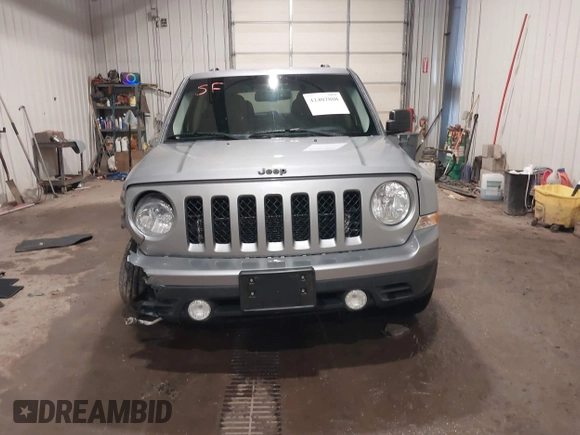 2016 Jeep Patriot Latitude with VIN 1C4NJRFB0GD581213, listed as a IAAI auction lot 42407888 with 104,202 mi miles and . Bid and sale history available at DreamBid. Image 13.