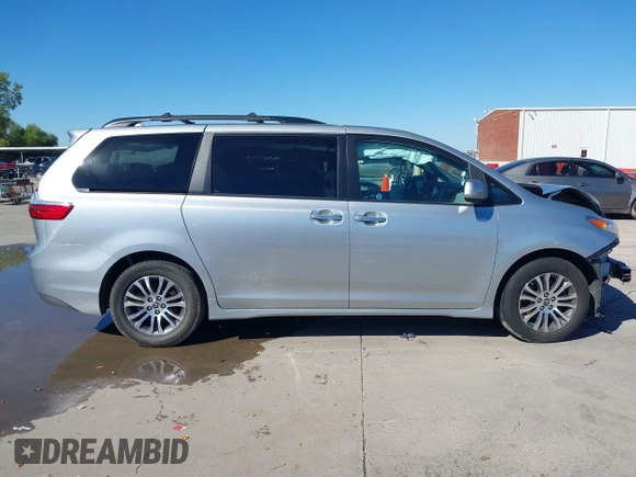 2020 Toyota Sienna XLE Auto Access Seat with VIN 5TDYZ3DCXLS075269, listed as a IAAI auction lot 40797351 with 49,562 mi miles and . Bid and sale history available at DreamBid. Image 13.