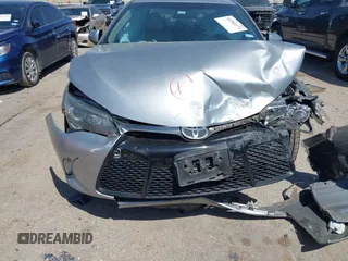 2015 Toyota Camry XLE with VIN 4T1BF1FK9FU109916, listed as a IAAI auction lot 41985371 with 113,357 mi miles. Bid and sale history available at carsss.com. Image 12.