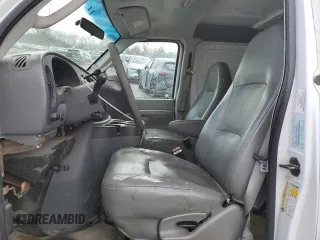 2008 Ford Econoline Cargo Commercial with VIN 1FTNE24W38DA02847, listed as a Copart auction lot 43975875 with 189,284 mi miles and Salvage Title. Bid and sale history available at DreamBid. Image 7.