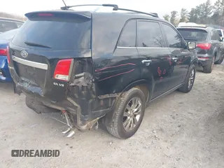 2012 Kia Sorento SX with VIN 5XYKW4A29CG261026, listed as a IAAI auction lot 41508403 with 202,356 mi miles. Bid and sale history available at carsss.com. Image 4.