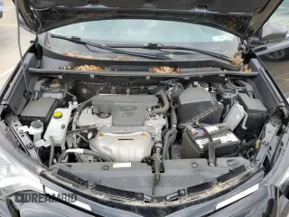 2018 Toyota RAV4 LE z VIN 2T3BFREV1JW739200, wystawiony jako Copart lot #57658435 z przebiegiem 76 956 mil mil oraz Szkoda całkowita • Salvage title. Historia ofert i sprzedaży dostępna na DreamBid. Obrazek 12.