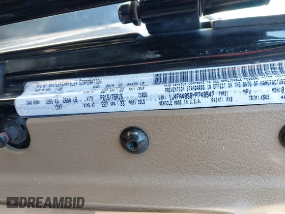2000 Jeep Wrangler Sport with VIN 1J4FA49S8YP749547, listed as a IAAI auction lot 41861030 with 110,186 mi miles and . Bid and sale history available at DreamBid. Image 9.