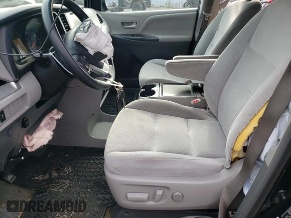 2016 Toyota Sienna LE AAS z VIN 5TDKK3DC7GS712022, wystawiony jako Copart lot #79108114 z przebiegiem 78 235 mil mil oraz Szkoda całkowita • Salvage title. Historia ofert i sprzedaży dostępna na DreamBid. Obrazek 7.