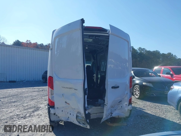 2023 Ford Transit Cargo с VIN 1FTBR1C82PKA54484, выставлен на аукционе IAAI как лот 40983625 с пробегом 57 151 миль миль и . История ставок и продаж доступна на DreamBid. Изображение 16.