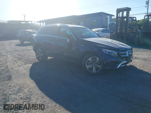 2019 Mercedes-Benz GLC with VIN WDC0G4KB8KF585423, listed as a IAAI auction lot 41254865 with Not Provided miles. Bid and sale history available at carsss.com. Image 1.