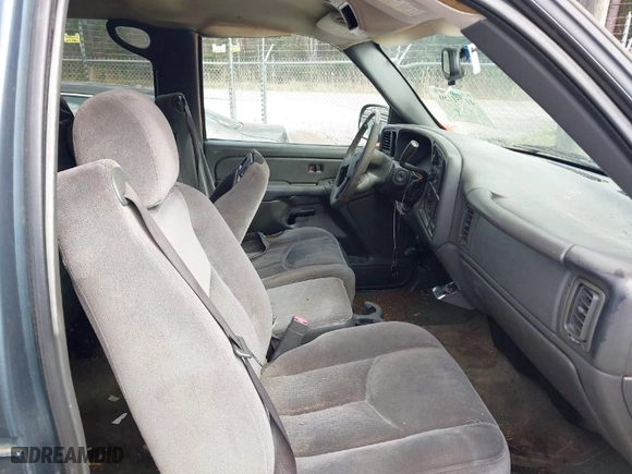 2007 GMC Sierra 1500 Classic SL with VIN 2GTEC13V571167057, listed as a IAAI auction lot 41751150 with 1,911,650 mi miles. Bid and sale history available at carsss.com. Image 5.