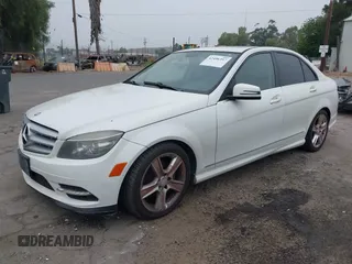 2011 Mercedes-Benz C 300 Sport с VIN WDDGF5EB3BR147552, выставлен на аукционе IAAI как лот 42496357 с пробегом 162 754 миль миль и . История ставок и продаж доступна на DreamBid. Изображение 2.