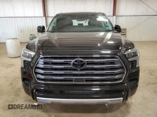 2023 Toyota Sequoia SR5 with VIN 7SVAAABA7PX018189, listed as a Copart auction lot 87248474 with 16,588 mi miles and Salvage Title. Bid and sale history available at carsss.com. Image 5.