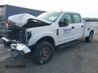 2019 Ford F-350 with VIN 1FD7W3B65KED43890, listed as a IAAI auction lot 41379733 with 130,113 mi miles and . Bid and sale history available at DreamBid. Image 17.