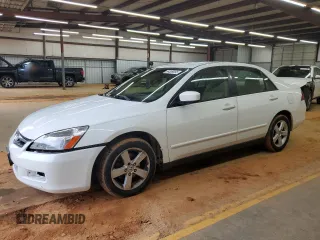 2007 Honda Accord VP z VIN 1HGCM56157A211697, wystawiony jako Copart lot #54309065 z przebiegiem 200 689 mil mil oraz Szkoda całkowita • Salvage title. Historia ofert i sprzedaży dostępna na DreamBid. Obrazek 1.
