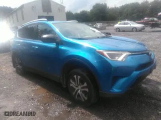 2016 Toyota RAV4 LE with VIN JTMBFREV8GJ102148, listed as a IAAI auction lot 39885095 with NaN miles. Bid and sale history available at carsss.com. Image 1.