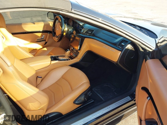 2016 Maserati GranTurismo Convertible Sport with VIN ZAM45VMA8G0158580, listed as a IAAI auction lot 41527347 with 47,344 mi miles. Bid and sale history available at carsss.com. Image 5.