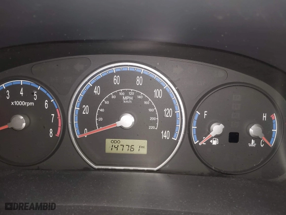 2009 Hyundai Santa Fe GLS with VIN 5NMSG13D69H316685, listed as a IAAI auction lot 41966283 with 147,761 mi miles. Bid and sale history available at carsss.com. Image 7.