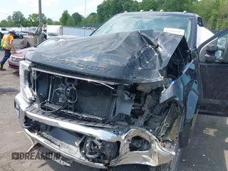 2020 Ford F-250 XL z VIN 1FTBF2B6XLEC36246, wystawiony jako IAAI lot #42405683 z przebiegiem 68 879 mil mil oraz . Historia ofert i sprzedaży dostępna na DreamBid. Obrazek 6.