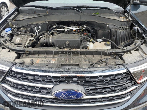 2022 Ford Explorer XLT z VIN 1FMSK8DH9NGA96996, wystawiony jako Copart lot #57039605 z przebiegiem 17 684 mil mil oraz Nie do naprawy • Non repairable. Historia ofert i sprzedaży dostępna na DreamBid. Obrazek 12.