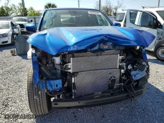 2025 Nissan Frontier SV with VIN 1N6ED1EJ4SN609256, listed as a Copart auction lot 43553685 with 2,153 mi miles and Salvage Title. Bid and sale history available at carsss.com. Image 5.