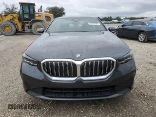 2024 BMW 5 Series 530i xDrive with VIN WBA53FJ06RCR51813, listed as a Copart auction lot 88337015 with 22,646 mi miles and Clean Title. Bid and sale history available at carsss.com. Image 5.