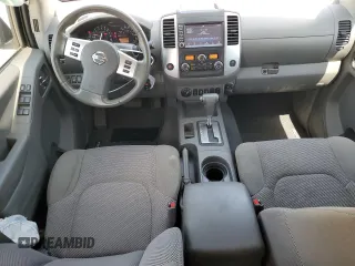 2019 Nissan Frontier SV z VIN 1N6DD0EV7KN723521, wystawiony jako Copart lot #54879745 z przebiegiem 70 856 mil mil oraz Szkoda całkowita • Salvage title. Historia ofert i sprzedaży dostępna na DreamBid. Obrazek 8.