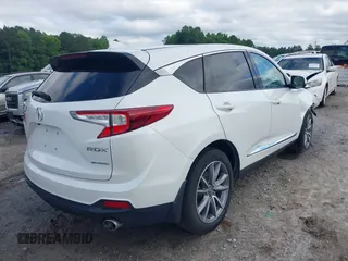 2020 Acura RDX Advance with VIN 5J8TC2H79LL033018, listed as a IAAI auction lot 42331295 with 53,015 mi miles and . Bid and sale history available at DreamBid. Image 4.