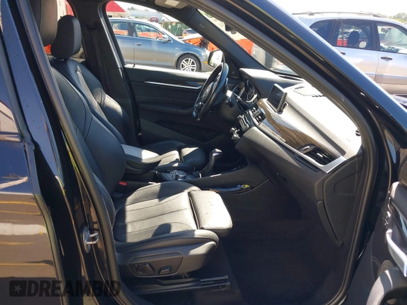2017 BMW X1 xDrive28i with VIN WBXHT3C36H5F76858, listed as a IAAI auction lot 42184914 with 165,923 mi miles and . Bid and sale history available at DreamBid. Image 5.