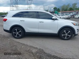 2017 Kia Sorento EX with VIN 5XYPH4A51HG294197, listed as a IAAI auction lot 42198002 with 277,128 mi miles and . Bid and sale history available at carsss.com. Image 14.