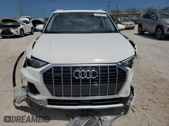 2021 Audi Q3 Premium with VIN WA1AUCF39M1133071, listed as a Copart auction lot 53138115 with 21,639 mi miles and Salvage Title. Bid and sale history available at carsss.com. Image 5.