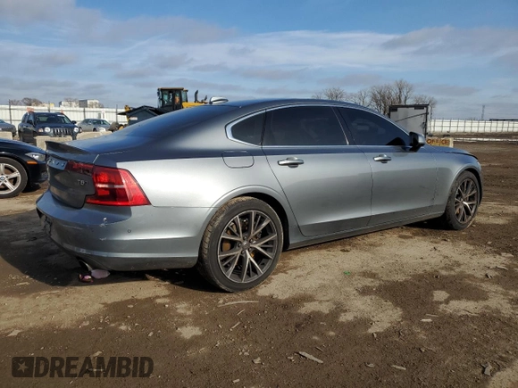 2018 Volvo S90 Momentum with VIN LVY982MK0JP033167, listed as a Copart auction lot 82034334 with 101,927 mi miles and Salvage Title. Bid and sale history available at carsss.com. Image 3.