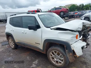 2022 Jeep Renegade Latitude with VIN ZACNJDB18NPN89443, listed as a IAAI auction lot 42161861 with 98,914 mi miles and . Bid and sale history available at DreamBid. Image 14.