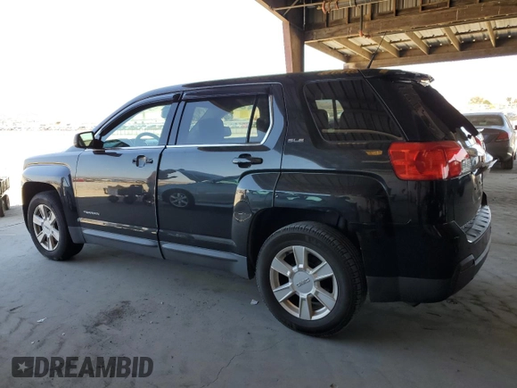 2011 GMC Terrain SLE-1 with VIN 2CTALMEC8B6368592, listed as a Copart auction lot 62432705 with 200,413 mi miles and Clean title. Bid and sale history available at DreamBid. Image 2.