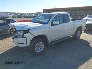 2024 Nissan Frontier SV z VIN 1N6ED1CM4RN651921, wystawiony jako IAAI lot #41684882 z przebiegiem 2 467 mil mil oraz . Historia ofert i sprzedaży dostępna na DreamBid. Obrazek 17.