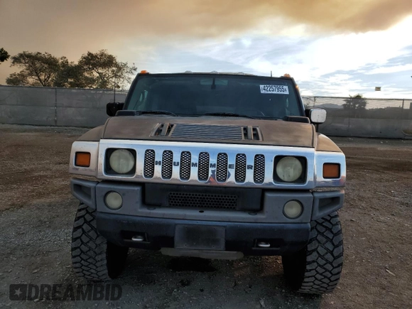 2004 Hummer H2 with VIN 5GRGN23U84H100850, listed as a Copart auction lot 42257955 with 241,182 mi miles and Clean Title. Bid and sale history available at carsss.com. Image 5.