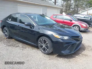 2018 Toyota Camry LE z VIN JTNB11HK9J3006490, wystawiony jako IAAI lot #41998751 z przebiegiem 110 582 mil mil oraz . Historia ofert i sprzedaży dostępna na DreamBid. Obrazek 1.
