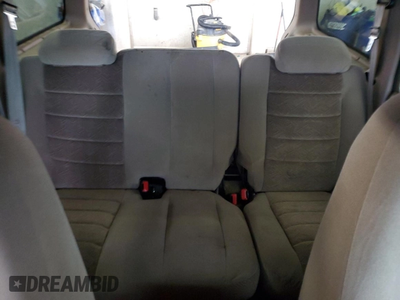 2001 Ford Explorer XLT with VIN 1FMZU73E51ZA22161, listed as a Copart auction lot 44793195 with 255,427 mi miles and Salvage title. Bid and sale history available at DreamBid. Image 10.