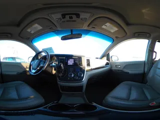 2016 Toyota Sienna XLE with VIN 5TDYK3DC8GS713481, listed as a IAAI auction lot 41239824 with 176,935 mi miles. Bid and sale history available at carsss.com. Image 19.