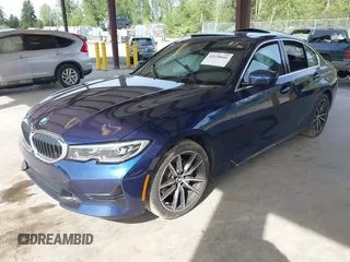 2019 BMW 3 Series 330i z VIN WBA5R1C51KAJ99658, wystawiony jako IAAI lot #42158041 z przebiegiem Nie podano mil oraz . Historia ofert i sprzedaży dostępna na DreamBid. Obrazek 2.