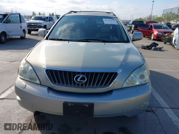2008 Lexus RX with VIN 2T2HK31U68C090638, listed as a IAAI auction lot 42136578 with 97,610 mi miles. Bid and sale history available at carsss.com. Image 12.