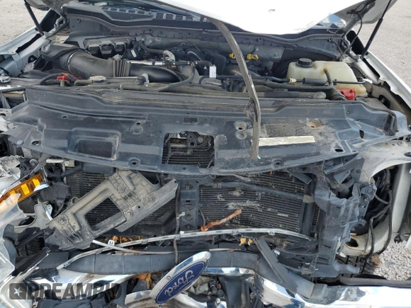 2019 Ford F-350 XL с VIN 1FT8W3BT3KED52392, выставлен на аукционе Copart как лот 62709074 с пробегом 126 670 миль миль и Списание • Salvage title. История ставок и продаж доступна на DreamBid. Изображение 13.