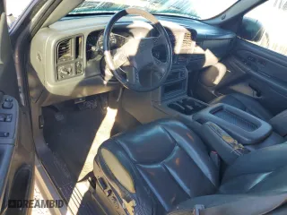 2005 Chevrolet Silverado 1500 LT with VIN 2GCEC19T751225768, listed as a Copart auction lot 79506054 with 212,068 mi miles and Salvage Title. Bid and sale history available at carsss.com. Image 8.