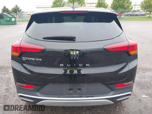 2024 Buick Encore GX Preferred z VIN KL4AMCSL3RB141383, wystawiony jako IAAI lot #42296144 z przebiegiem 9 483 mil mil oraz . Historia ofert i sprzedaży dostępna na DreamBid. Obrazek 16.