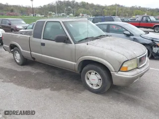 2003 GMC Sonoma SLS with VIN 1GTCS19X838182906, listed as a IAAI auction lot 41986178 with 0 mi miles. Bid and sale history available at carsss.com. Image 1.