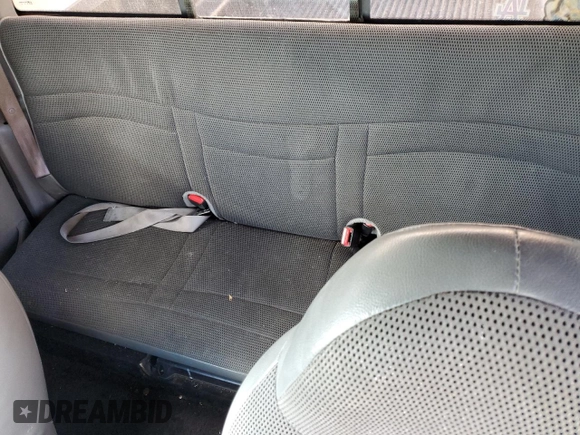 2000 Ford F-150 with VIN 1FTRX07W3YKA56561, listed as a Copart auction lot 81149654 with 185,967 mi miles and Salvage title. Bid and sale history available at DreamBid. Image 10.