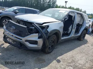 2021 Ford Police Interceptor с VIN 1FM5K8AC0MNA15870, выставлен на аукционе IAAI как лот 42517357 с пробегом Не указан миль и . История ставок и продаж доступна на DreamBid. Изображение 2.