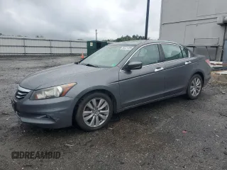 2012 Honda Accord EX-L z VIN 1HGCP3F85CA030067, wystawiony jako Copart lot #56631335 z przebiegiem 272 067 mil mil oraz Czysty tytuł • Clean title. Historia ofert i sprzedaży dostępna na DreamBid. Obrazek 1.