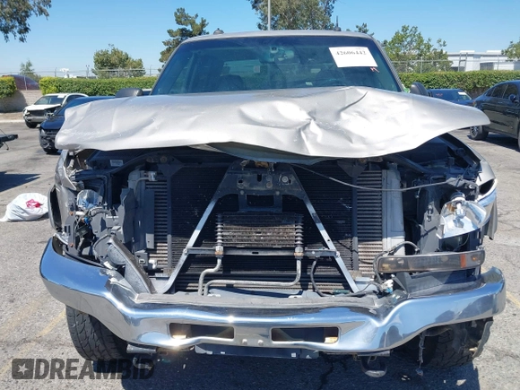 2003 GMC Sierra 2500HD SLT with VIN 1GTHK231X3F243264, listed as a IAAI auction lot 42606442 with 166,770 mi miles and . Bid and sale history available at DreamBid. Image 6.