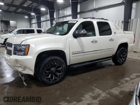 2013 Chevrolet Avalanche LTZ with VIN 3GNTKGE74DG315222, listed as a Copart auction lot 73200524 with 154,881 mi miles and Salvage Title. Bid and sale history available at carsss.com. Image 1.
