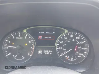 2014 Nissan Pathfinder SL with VIN 5N1AR2MM7EC730038, listed as a IAAI auction lot 41978849 with 150,816 mi miles. Bid and sale history available at carsss.com. Image 7.